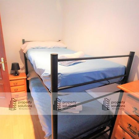 La Carihuela - Apartamento De 3 Dormitorios -A 300Mtrs De La Playa Torremolinos Exteriör bild