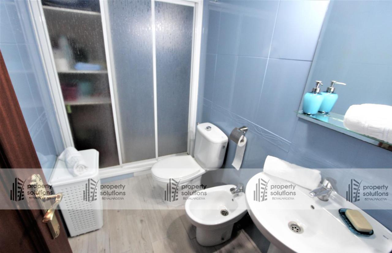 La Carihuela - Apartamento De 3 Dormitorios -A 300Mtrs De La Playa Torremolinos Exteriör bild