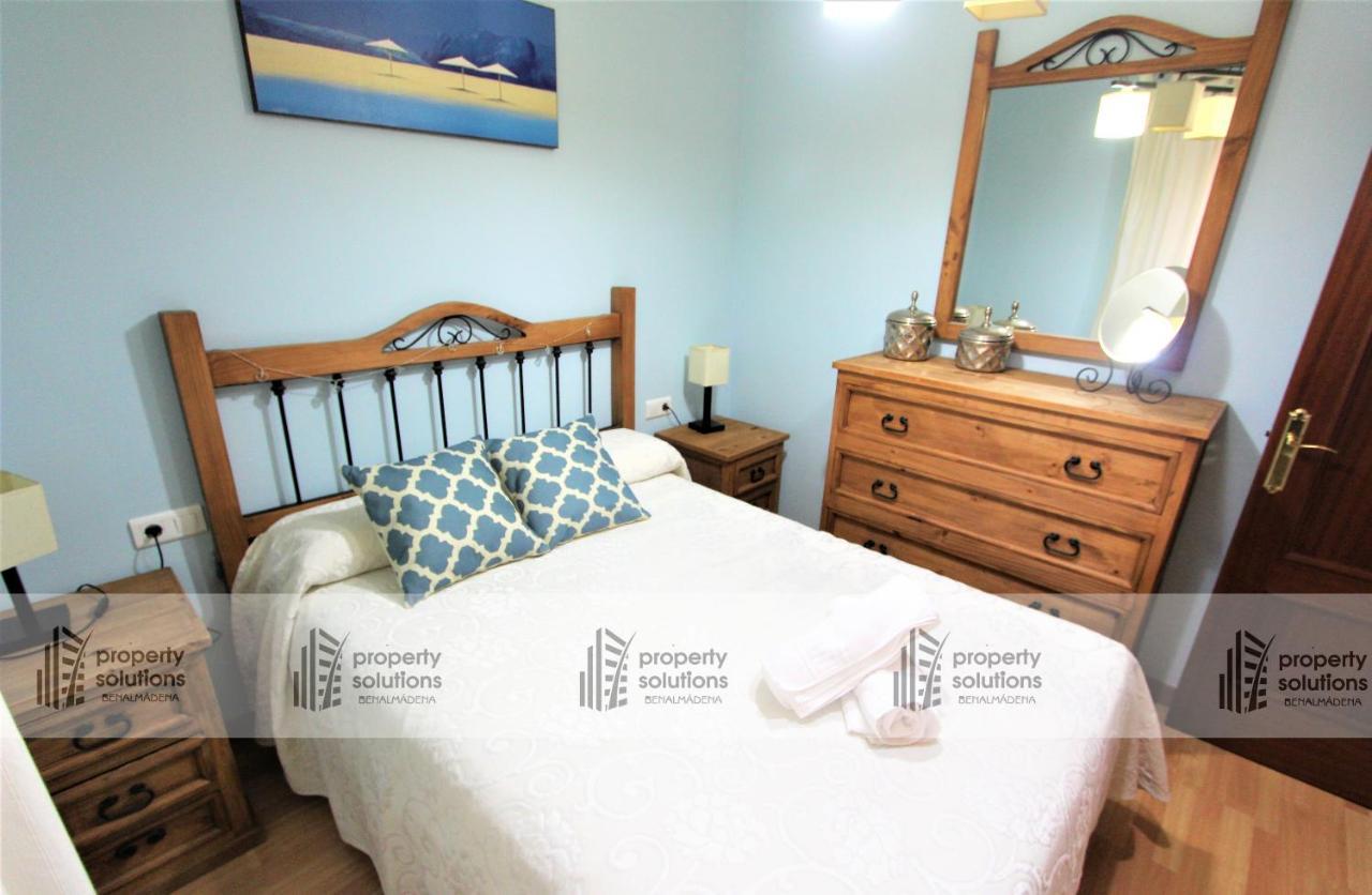 La Carihuela - Apartamento De 3 Dormitorios -A 300Mtrs De La Playa Torremolinos Exteriör bild